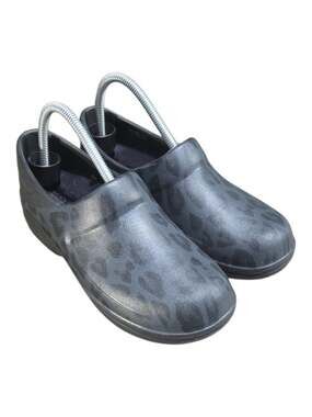 Crocs Neria Pro II Graphic Black Leopard Print Work Slip Resistant Clogs Size 7